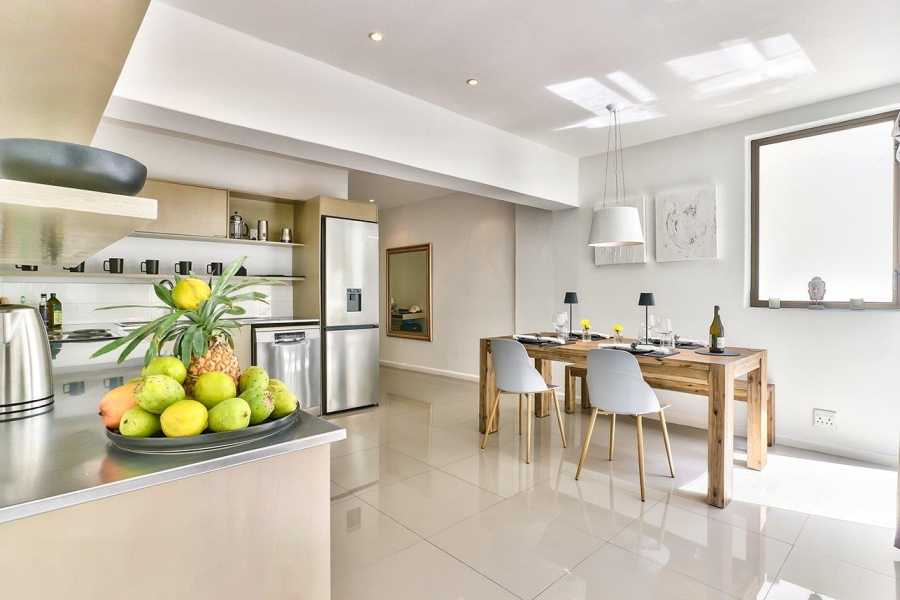 1 Bedroom Property for Sale in Sea Point Western Cape